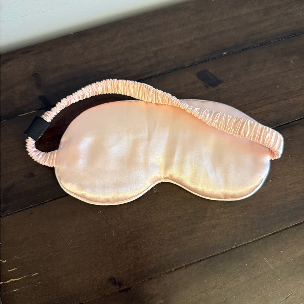 Silky 'Do Not Disturb' Pink Sleep Mask - Women Bath & Body - Picture 2 of 3